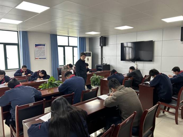 建材公司、檢測公司聯(lián)合開展管理人員業(yè)務(wù)提升考試